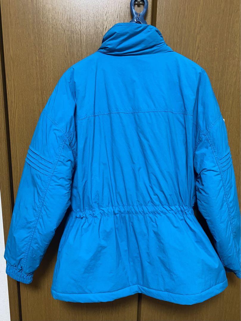 Tostalgic clothing skii jacket