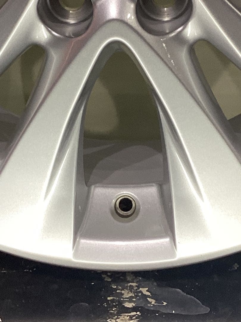 T251[送料無料)トヨタ純正 サイズ 18x7.5J T251[送料無料)トヨタ純正 サイズ 18x7.5J