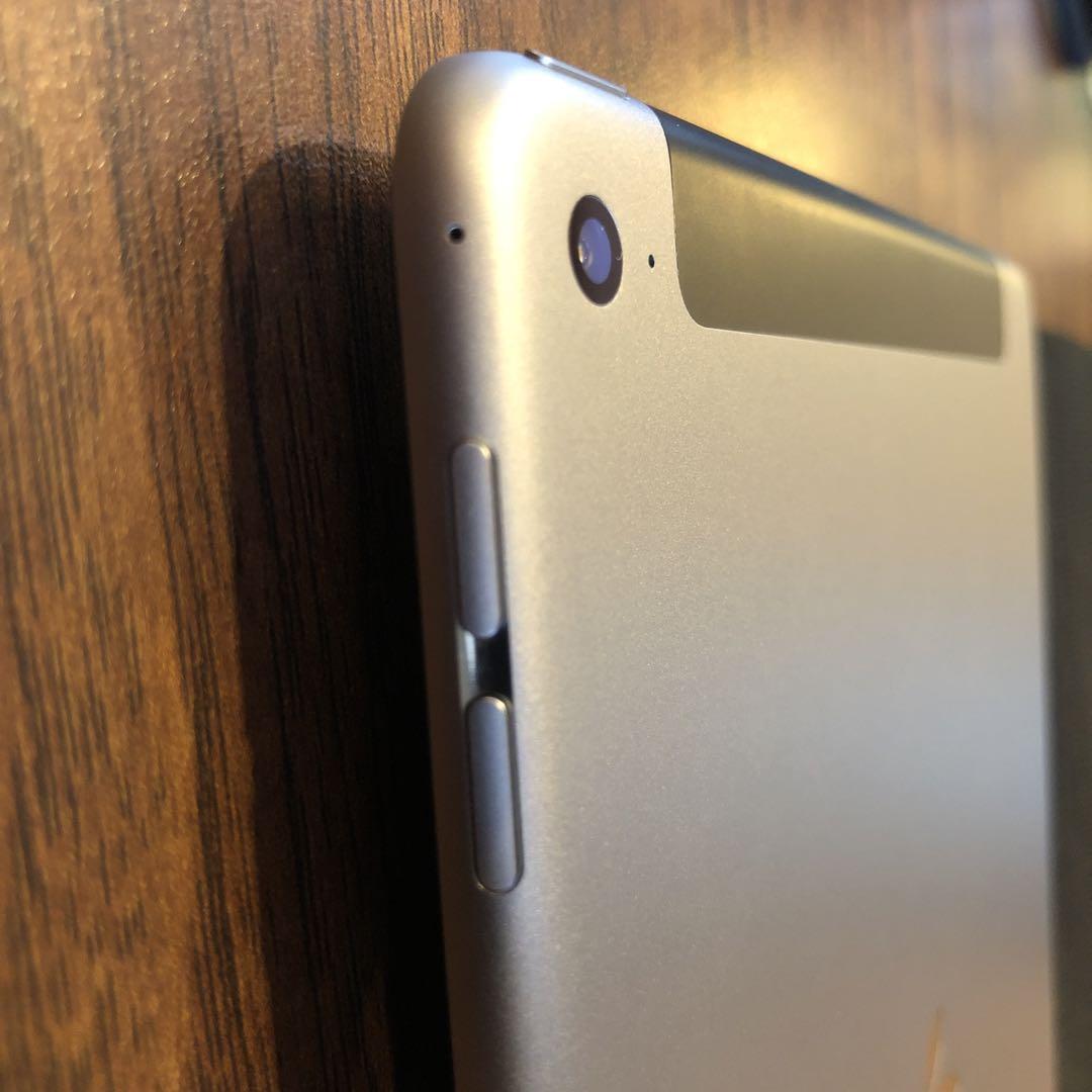 iPad mini4 第4世代64GB docomo Simロック解除済本体のみ