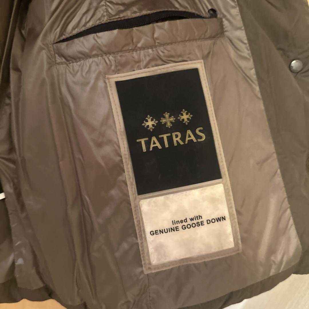 タトラス ショート ダウンコート