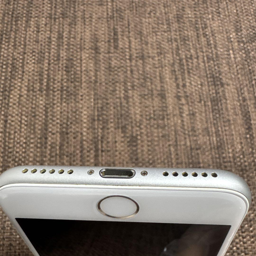 美品 iPhone8 64GB バッテリー最大容量87% スマートフォン本体