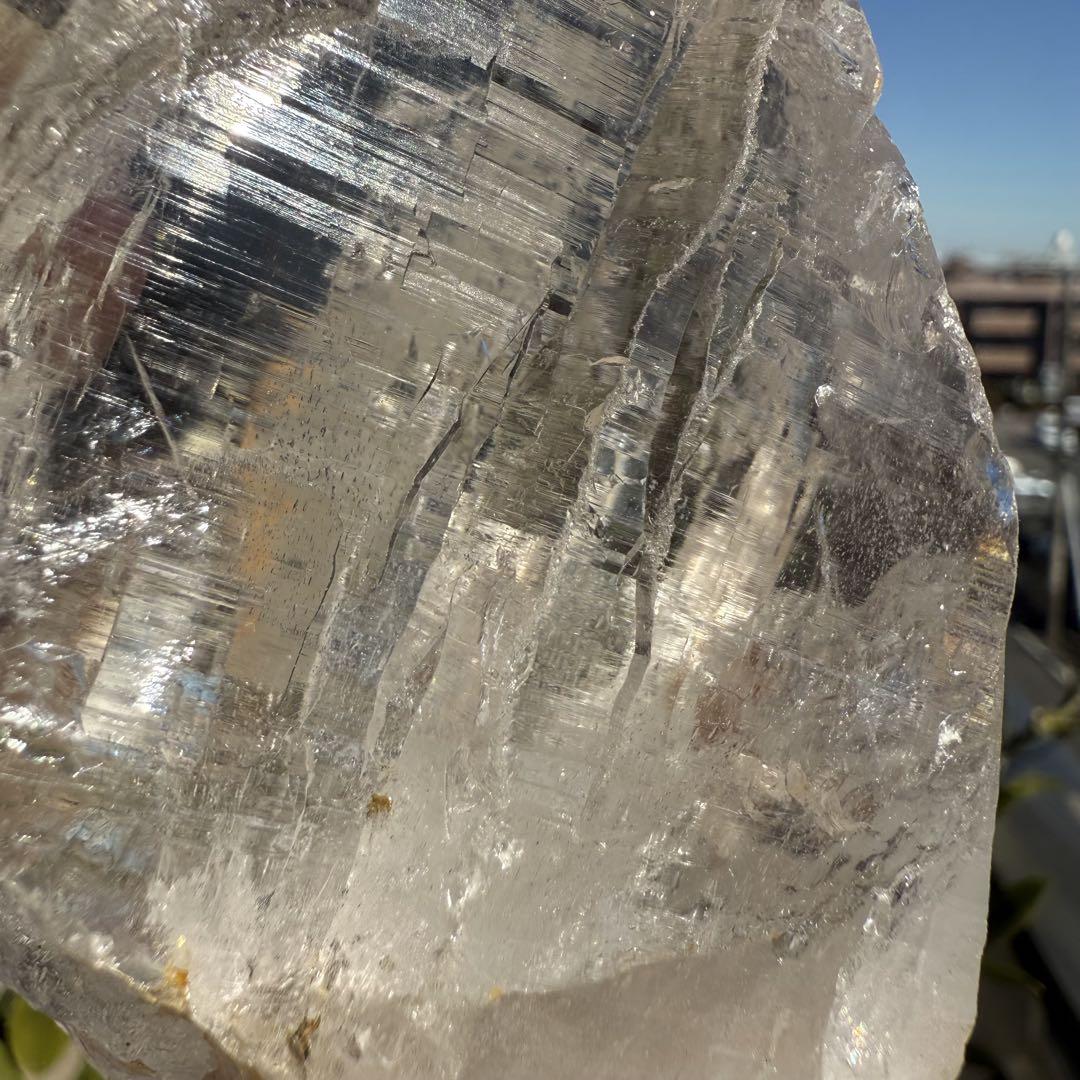 ヒマラヤ水晶 318g 専用台座付き 成長線 接合線 水晶 原石 自然 ヒマラヤ水晶 318g 専用台座付き 成長線 接合線 水晶 原石 自然