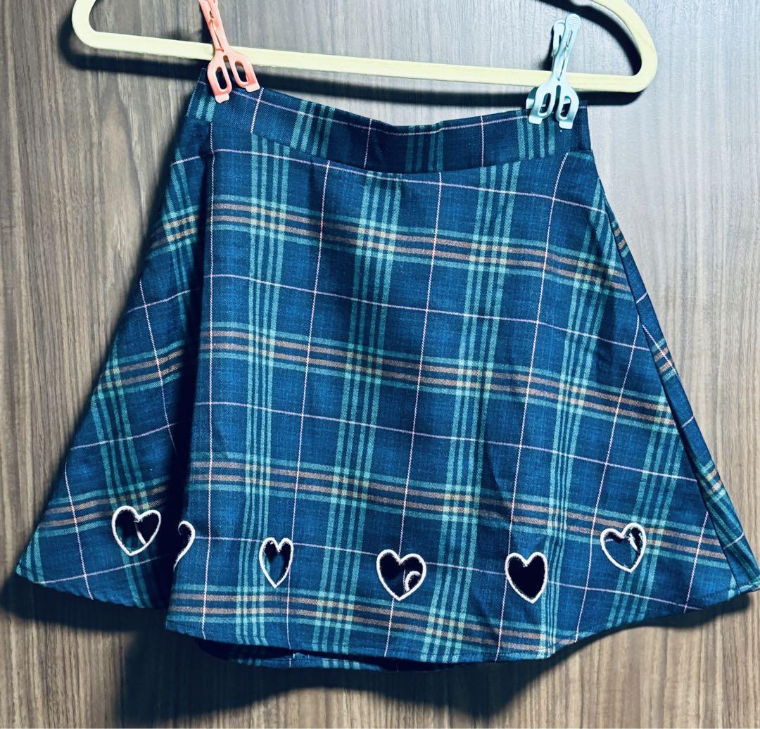 MA＊RSチェック柄スカート ハート刺繍