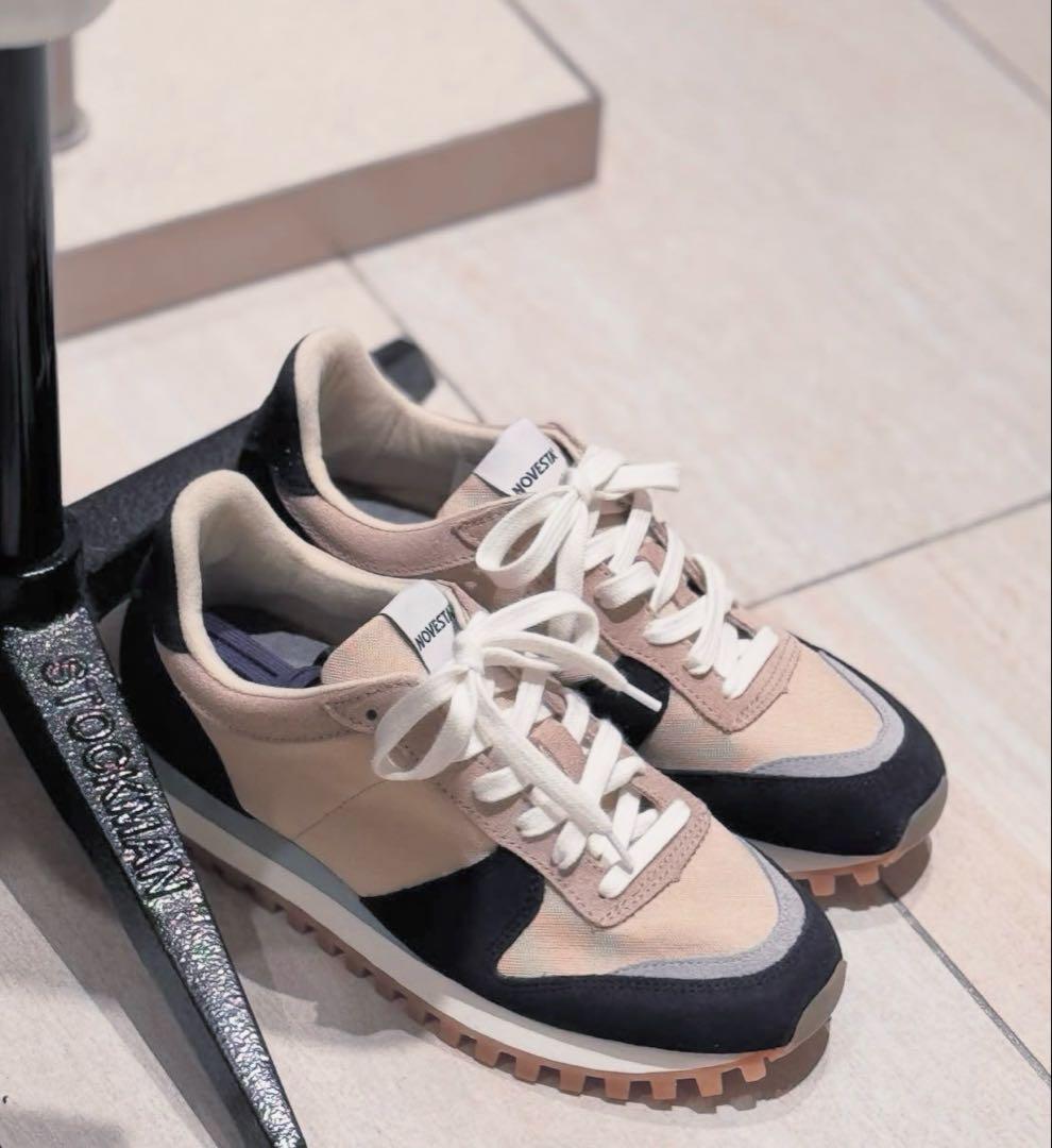 未着用 NOVESTA 定番 MARATHON TRAIL スニーカー 38