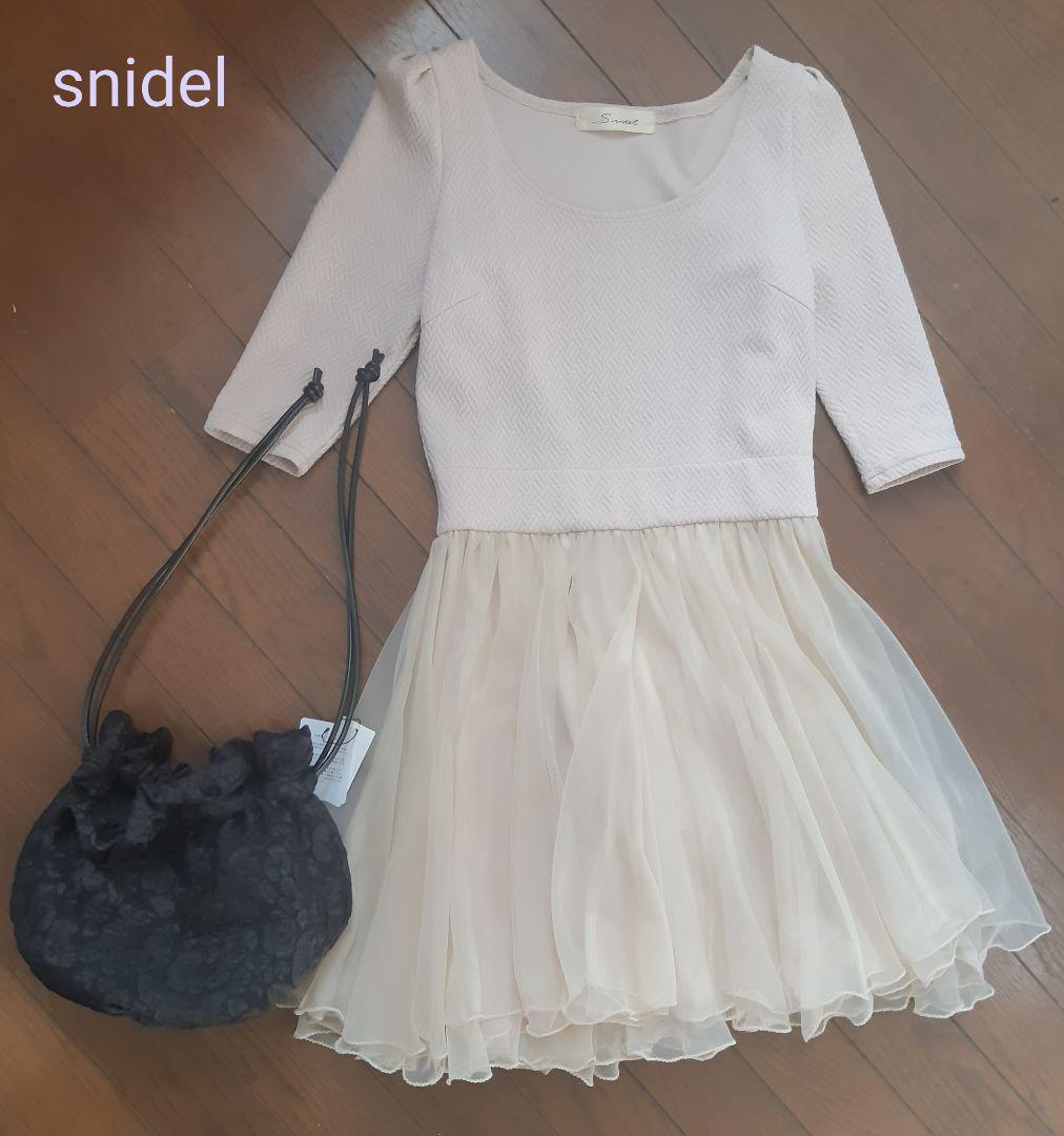 ミニワンピース snidel チュールスカートワンピース ミニワンピース snidel チュールスカートワンピース