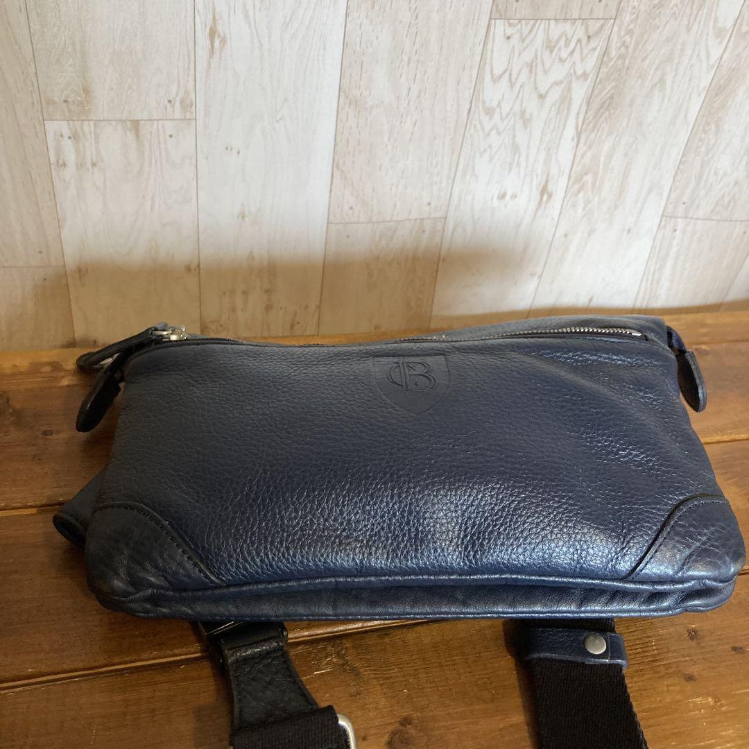 BLACKLABEL CRESTBRIDGE 本革　ボディバッグ