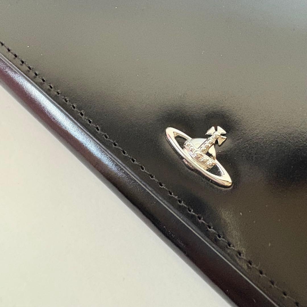 二つ折り長財布