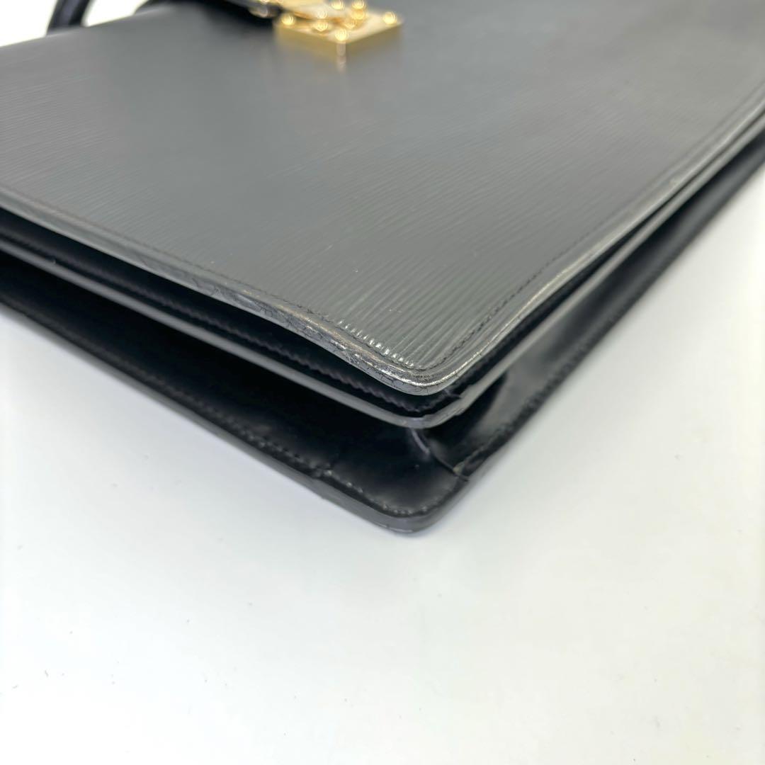 【鑑定済み美品】LOUIS VUITTON セルヴィエット フェルモワール 黒