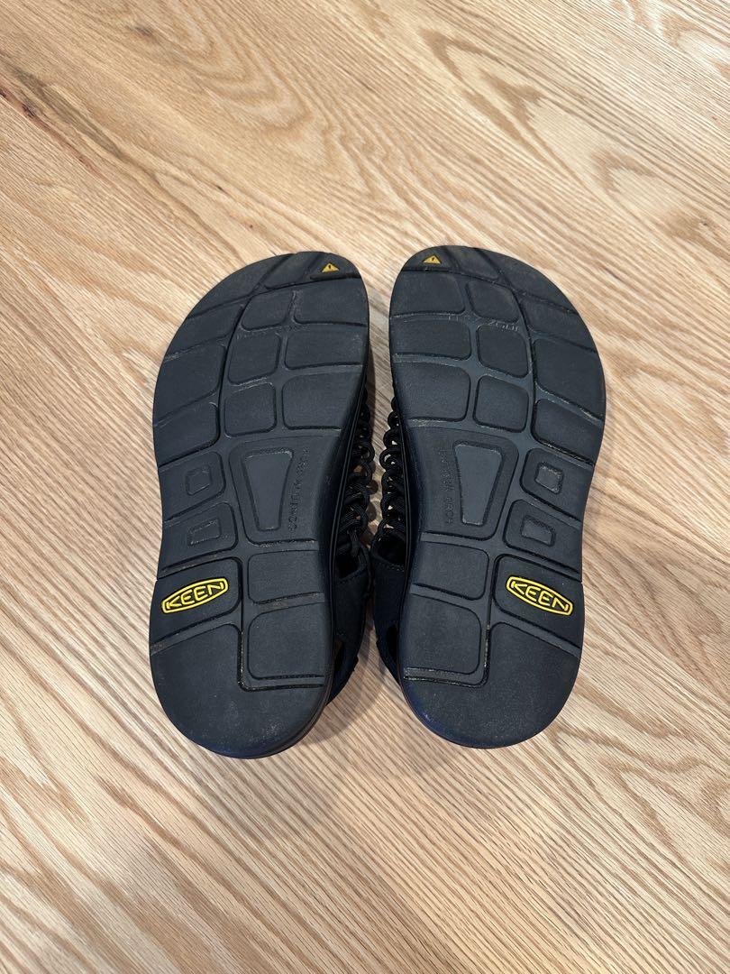 KEEN UNEEK 26cm（US8）