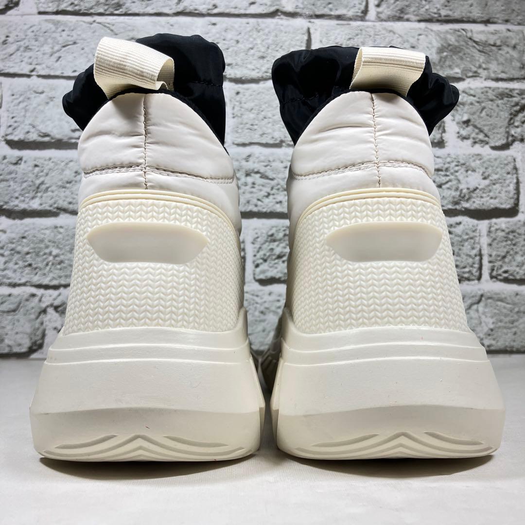 【美品】HUNTER イントレピッド アンクル ジップ スノーブーツ 白 22 【美品】HUNTER イントレピッド アンクル ジップ スノーブーツ 白 22