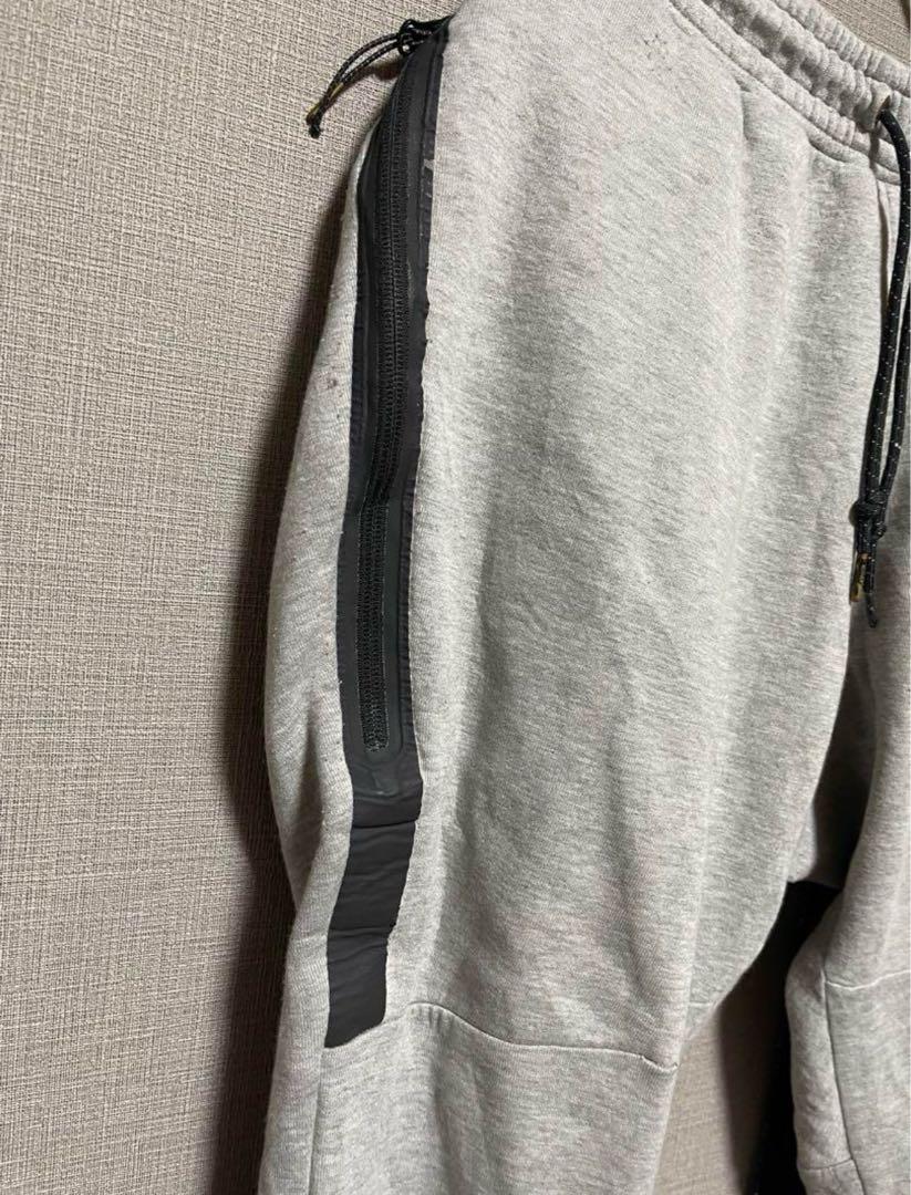 Nike テックフリース　ズボン