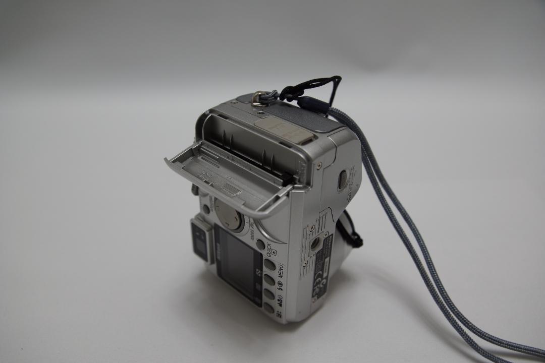 美品 ニコン Nikon COOLPIX 4300 + 純正ソフトケース - メルカリ