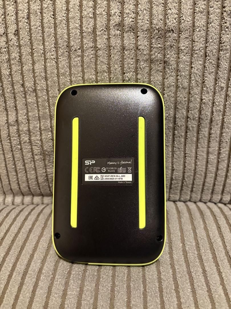 【新品】Silicon Power Armor A60 4TB ポータブルHDD