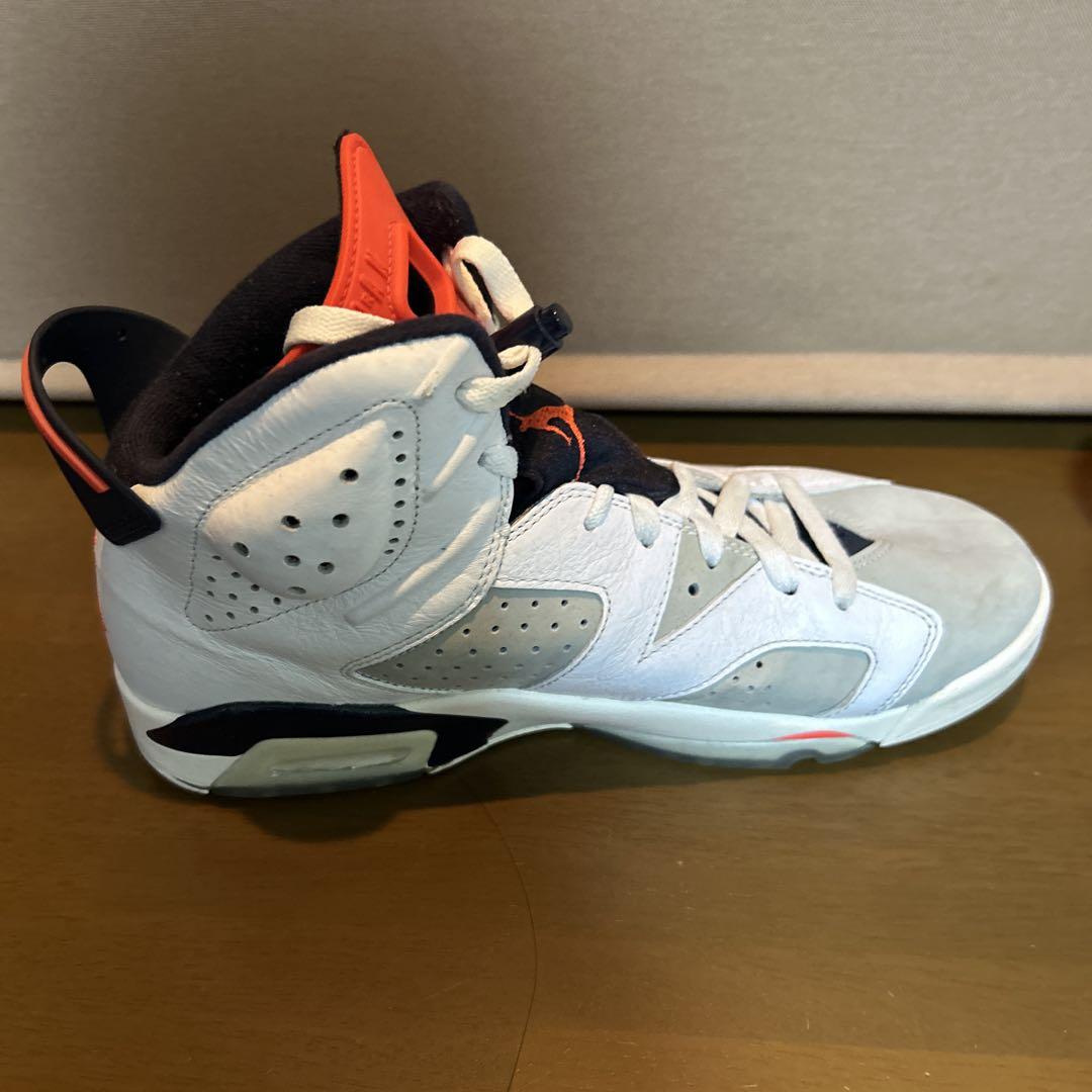 Air Jordan 6 ホワイト/ネイビー/オレンジ