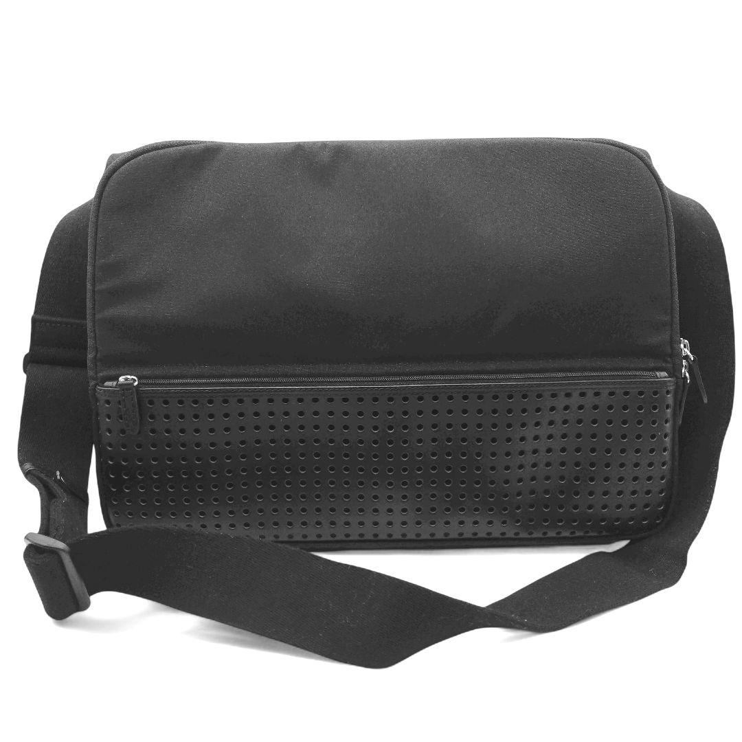 美品 スーパーコンシューマー ひらくPCバッグ ブラック グッドデザイン賞 美品 スーパーコンシューマー ひらくPCバッグ ブラック グッドデザイン賞