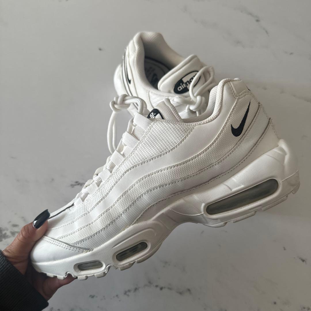 NIKE 美品　エアーマックス　白 コーティング済み NIKE AIR MAX 95 white essential | 汚れない白