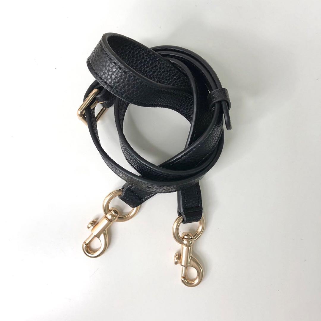 ≪新品≫COACH ハンドバッグ ショルダー シグネチャー ダークブラウン（小） 販売再開予定