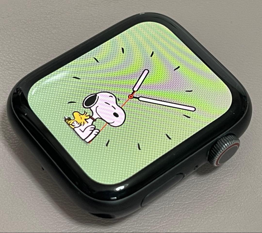 アップルウォッチ 44mm se GPS セルラー