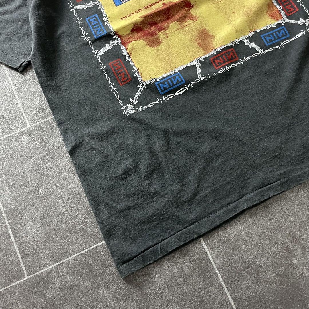 nine inch nails the downward spiral tシャツ
