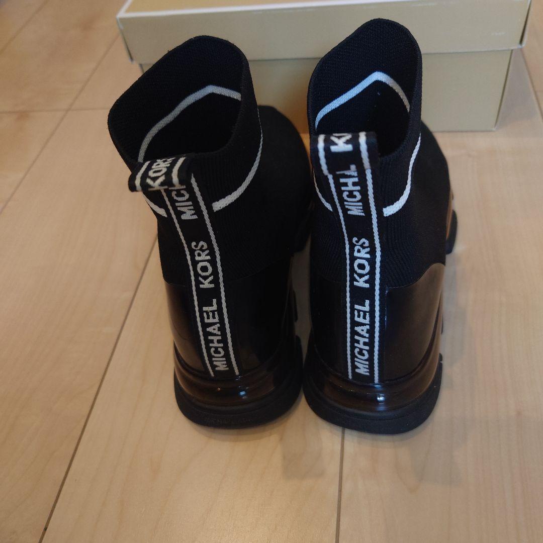 KORS ブーツ