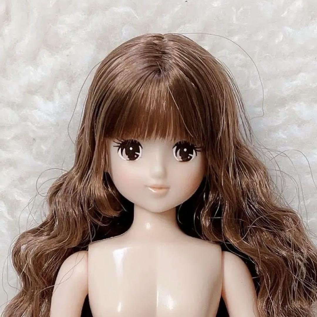 ほぼ未使用　リカちゃんキャッスル　ショコラ　おめかしコレクションモデル