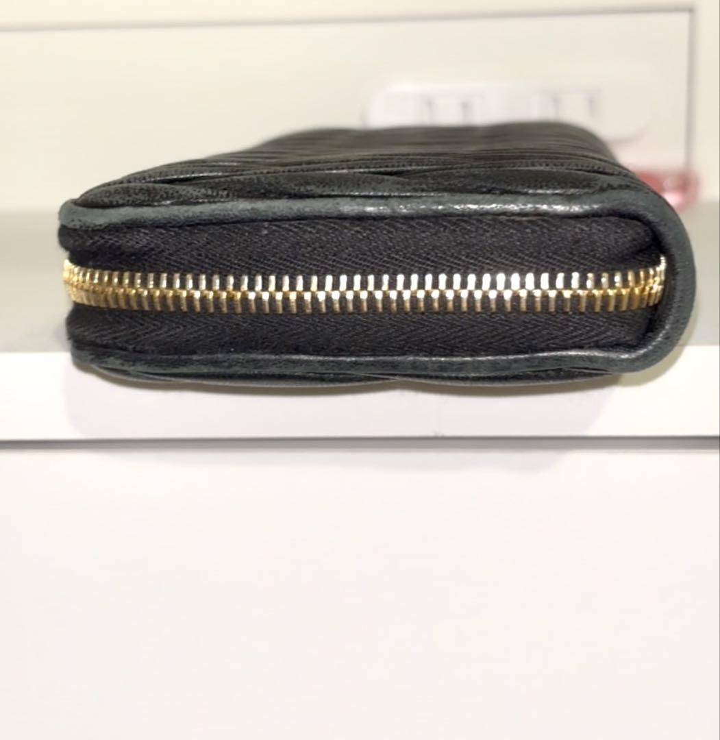 MIUMIU 長財布