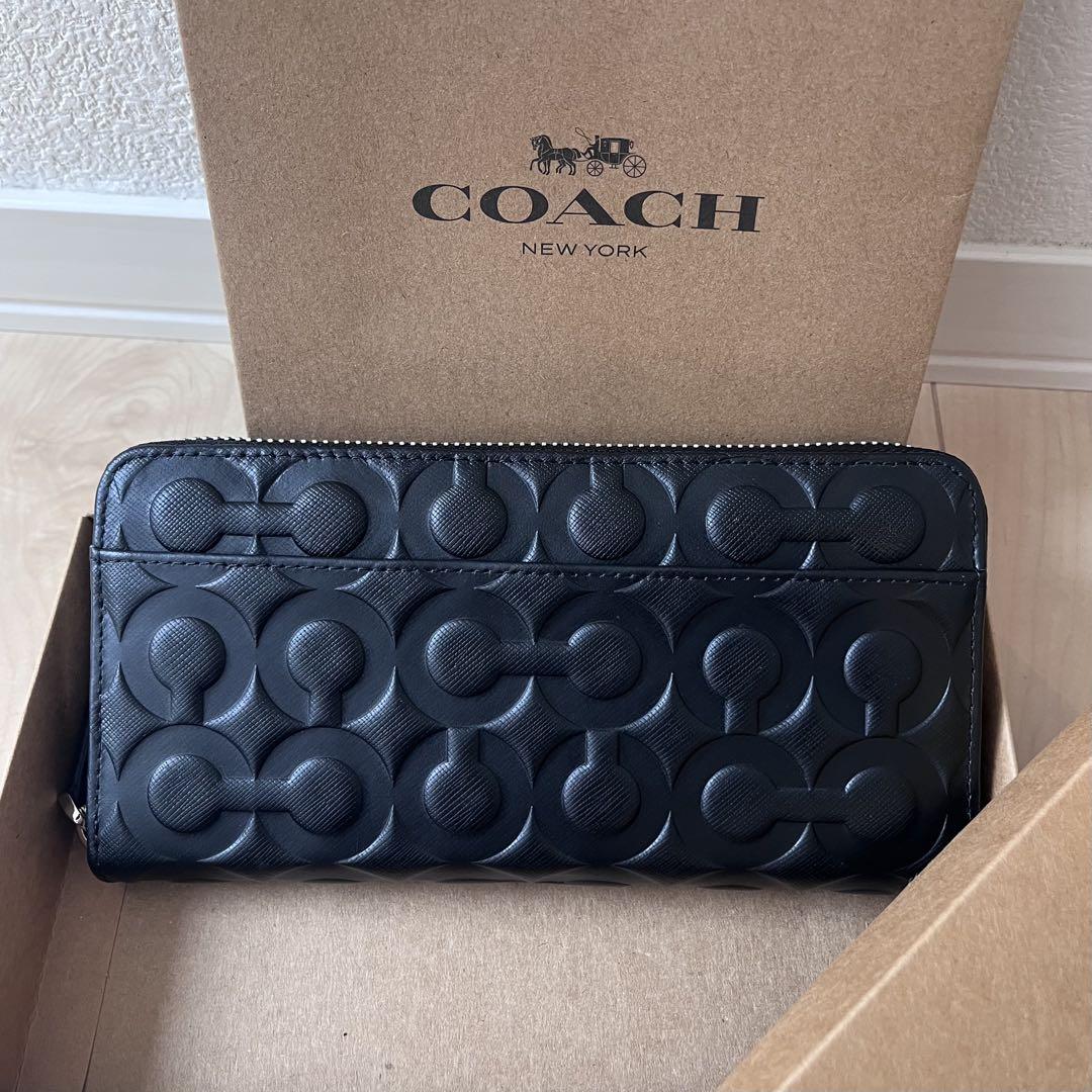 【新品未使用】COACH コーチ 財布 ブラック エンボス加工 オプアート