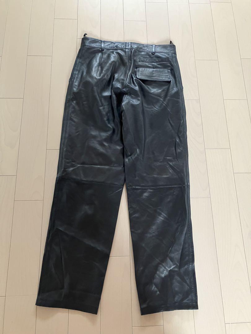 gianni versace ブラックレザーパンツ