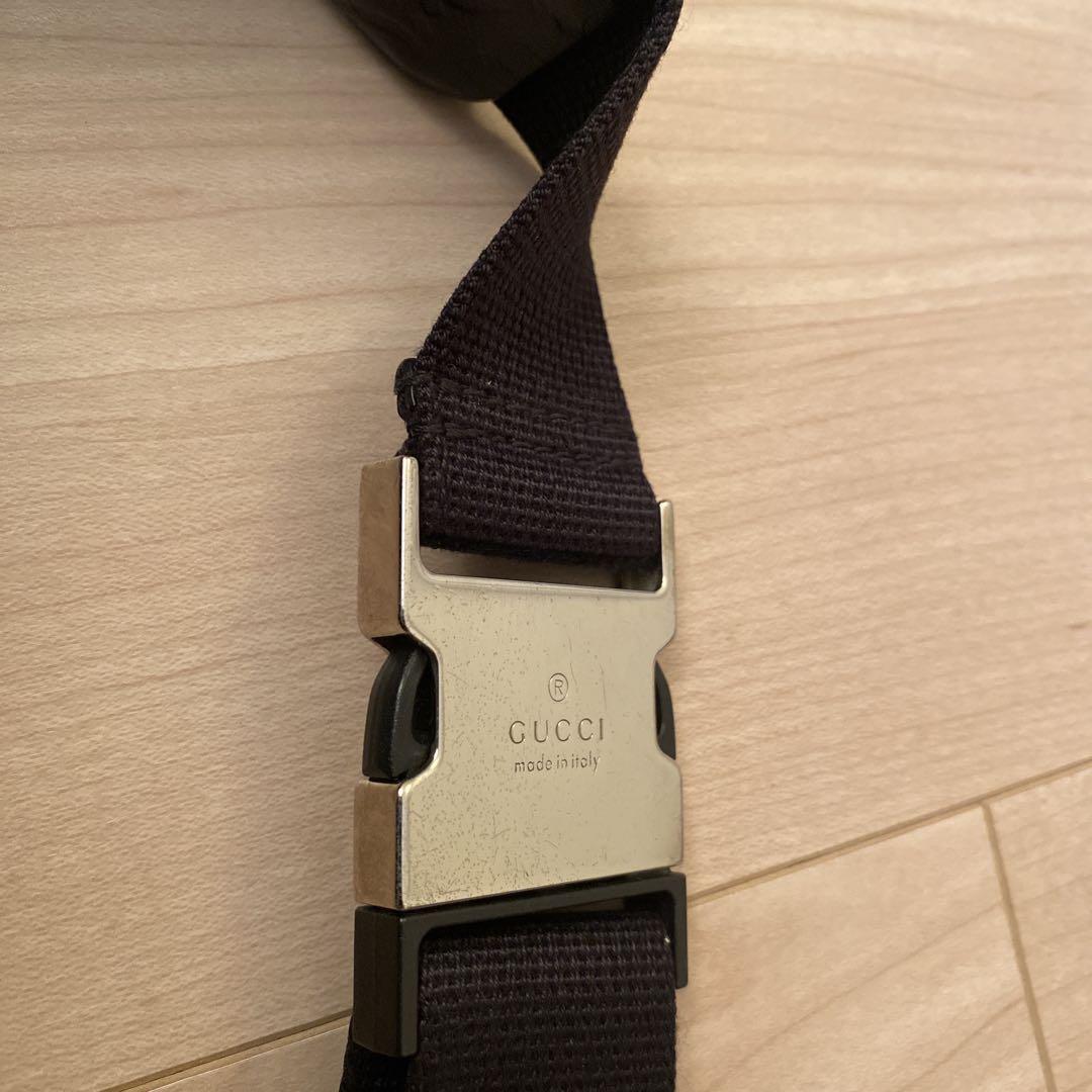 P*O様 GUCCI ブラックレザー ボディバッグ GUCCI ブラック レザー ボディバッグ