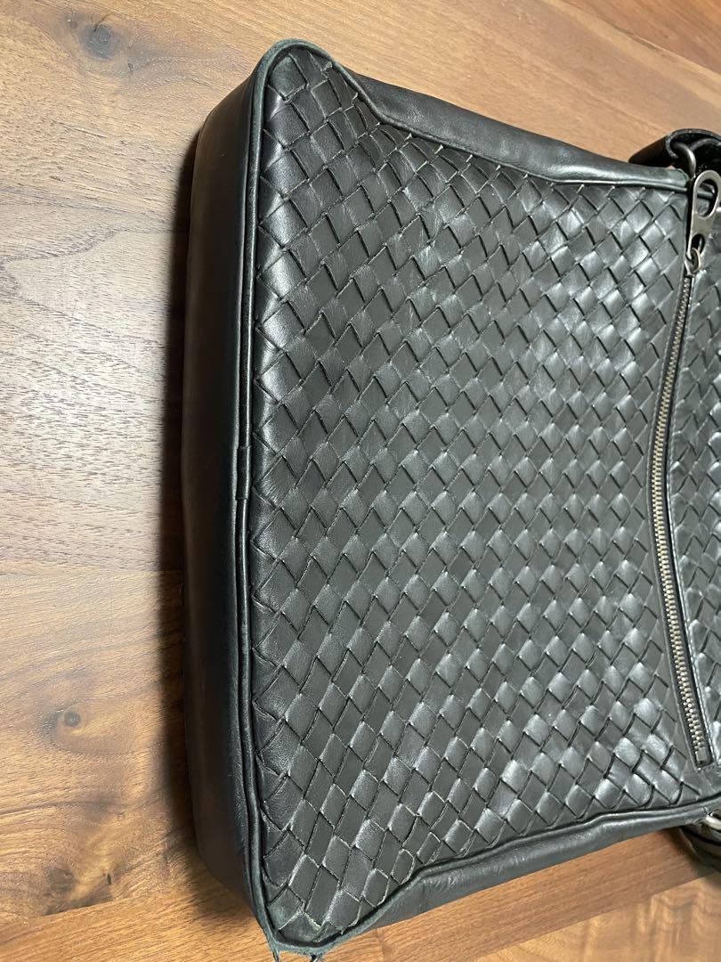 ボッテガヴェネタ BOTTEGA VENETA 黒 本革 編み込み バッグ ボッテガヴェネタ BOTTEGA VENETA 黒 本革 編み込み バッグ