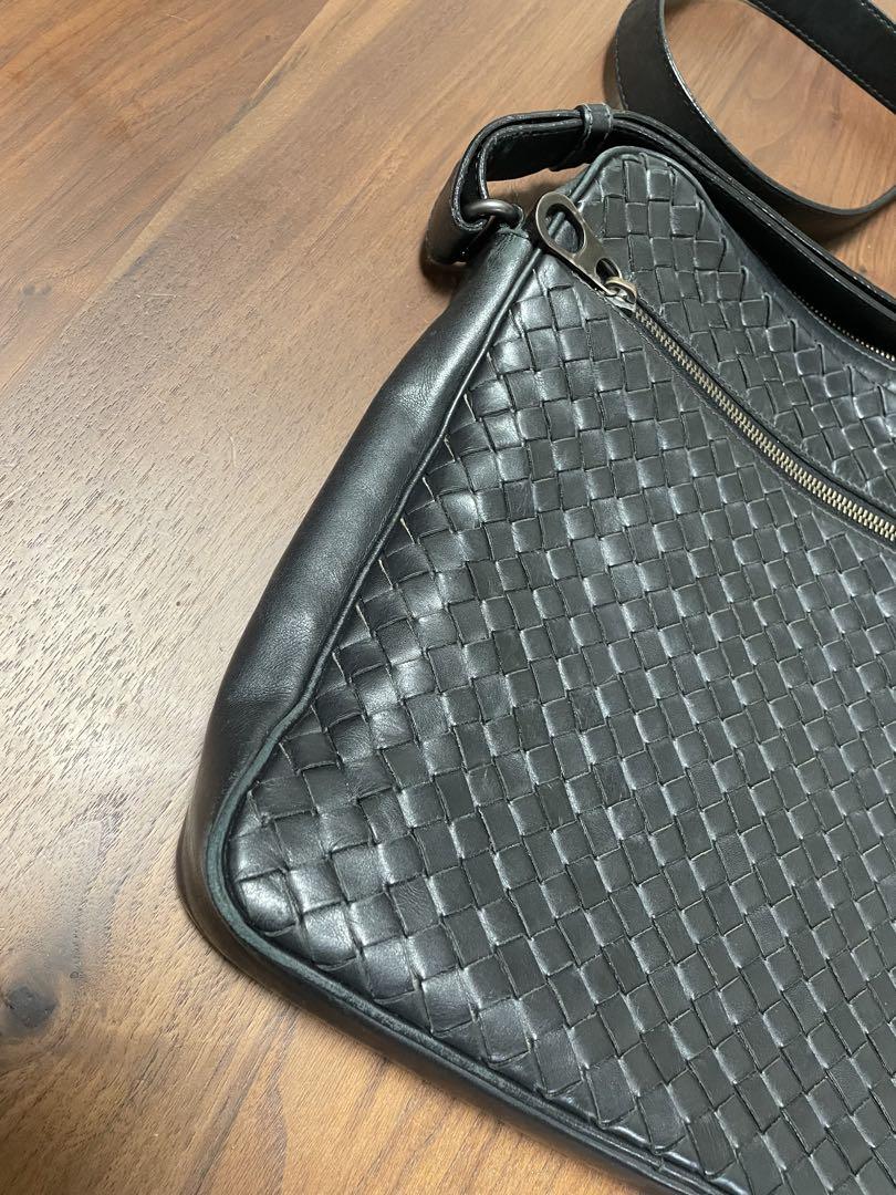 ボッテガヴェネタ BOTTEGA VENETA 黒 本革 編み込み バッグ ボッテガヴェネタ BOTTEGA VENETA 黒 本革 編み込み バッグ