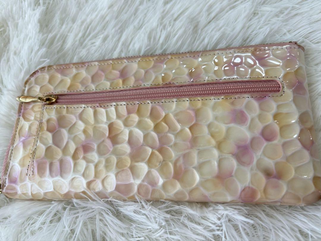 ハースケジュール　Chellet White Rose レディース　財布