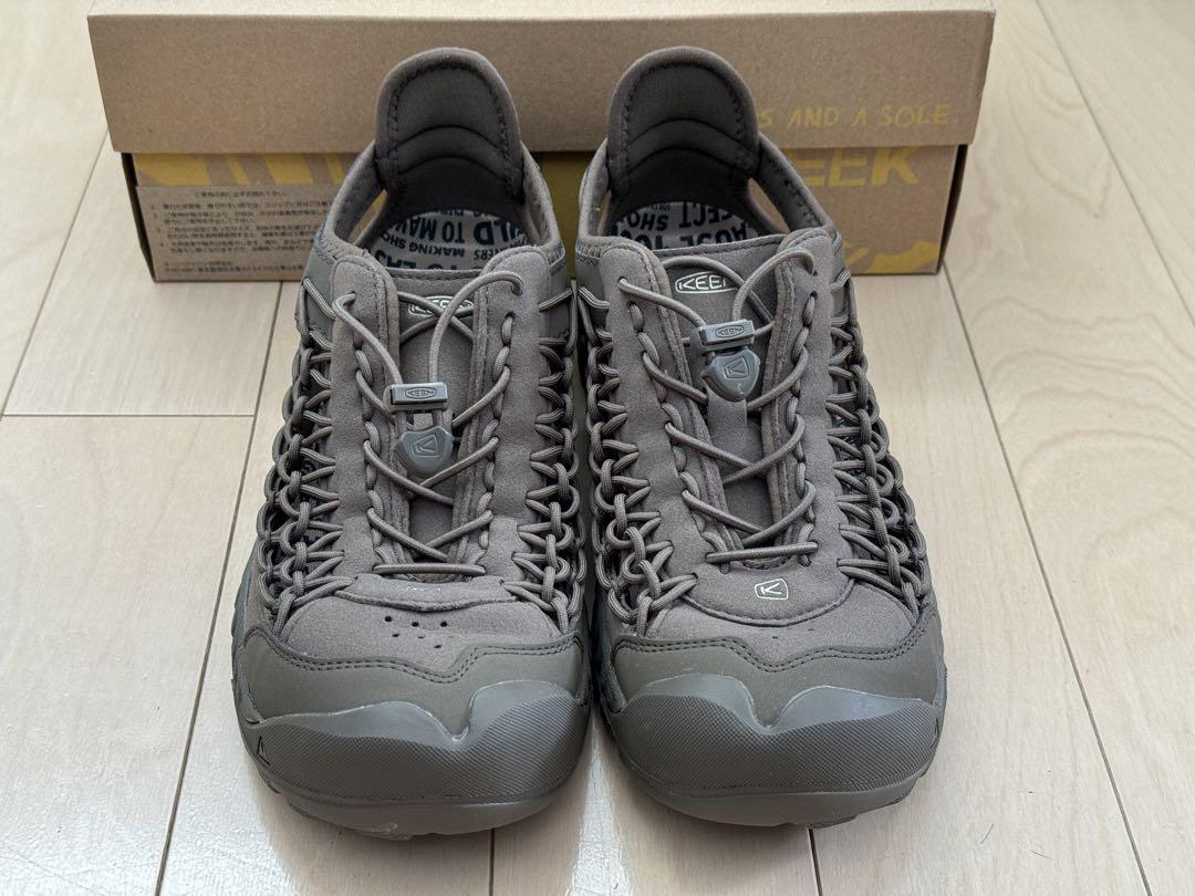 靴 KEEN UNEEK NXIS 27.0 CANTEEN