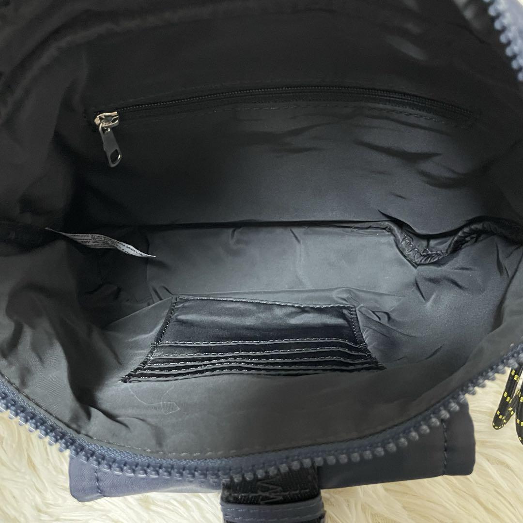 【美品】A.P.C ウエストポーチ　クロスボディ　ナイロン　ネイビー