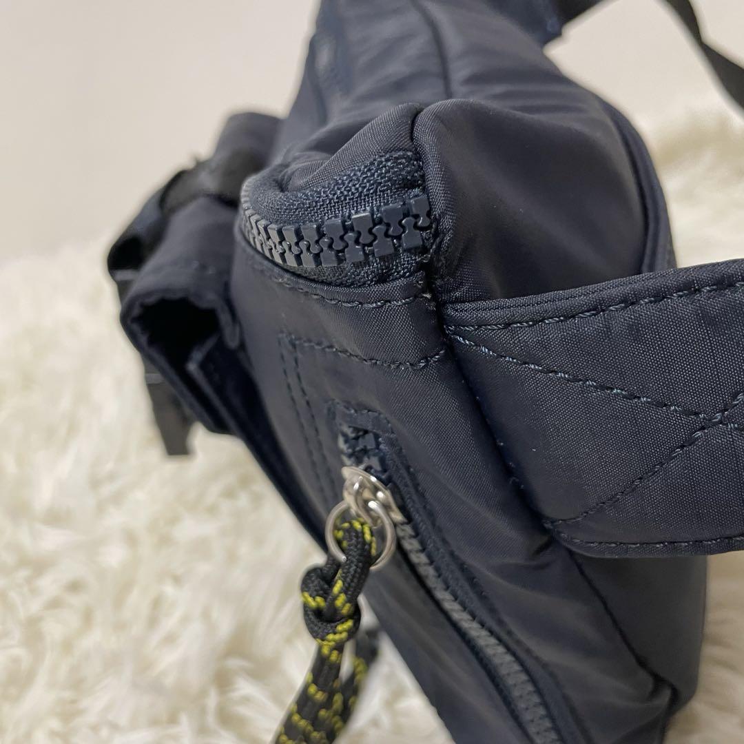 【美品】A.P.C ウエストポーチ　クロスボディ　ナイロン　ネイビー