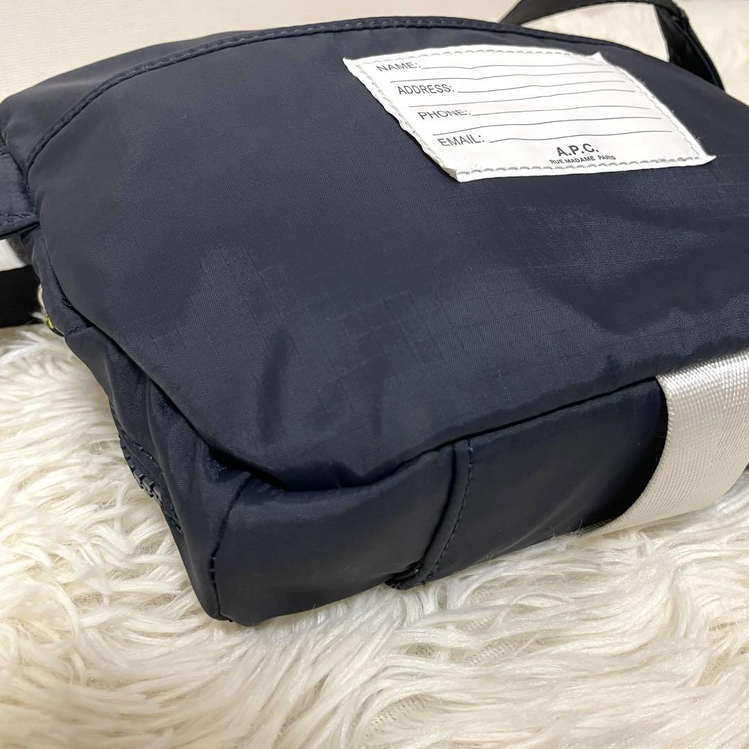 【美品】A.P.C ウエストポーチ　クロスボディ　ナイロン　ネイビー