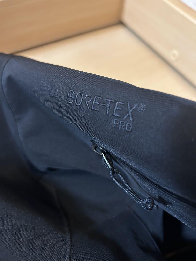 希少カナダ製　ARC'TERYX アークテリクス　Lサイズ　マウンテンパーカー