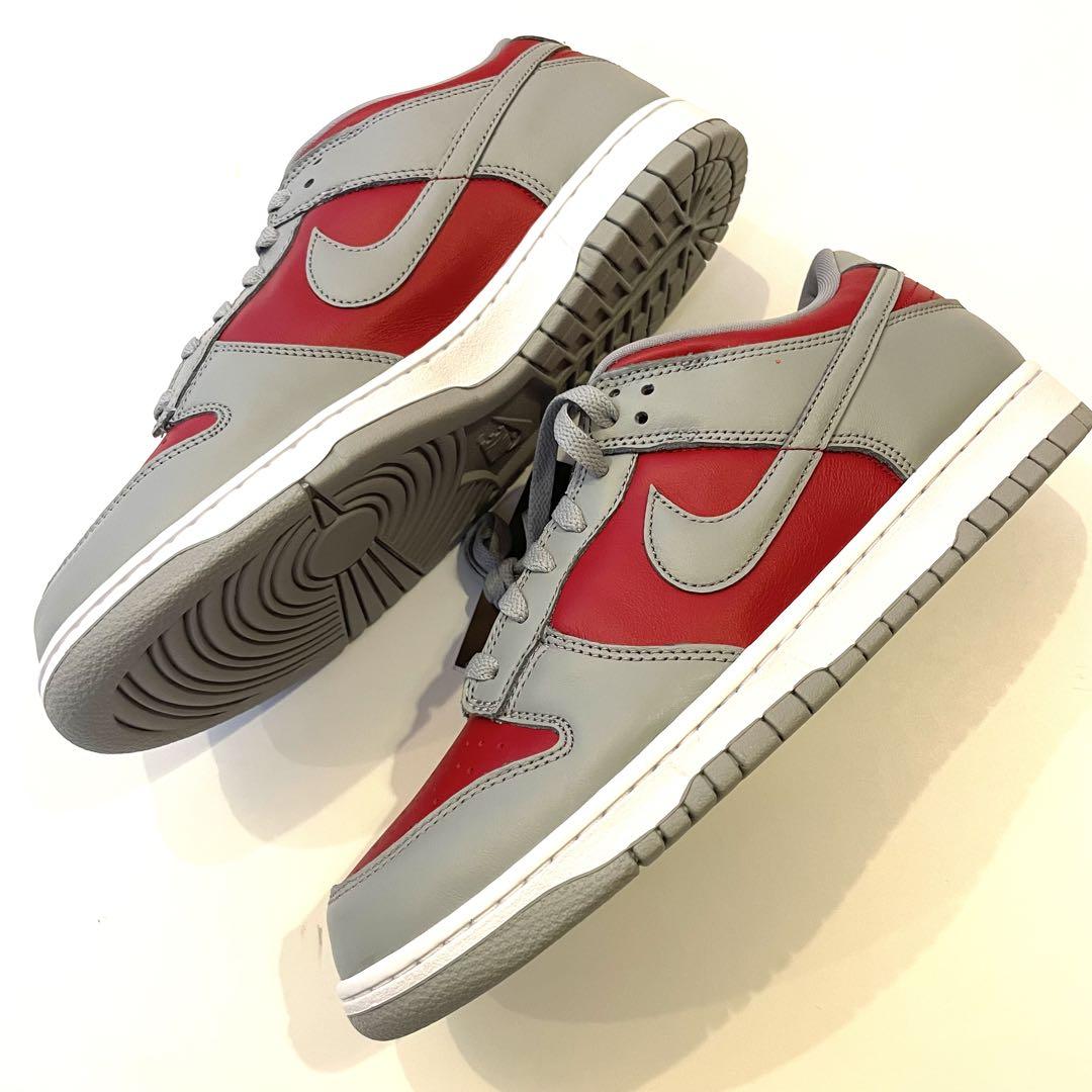 【新品】28.5cm NIKE スニーカー ダンク LOW QS 本革 灰 赤