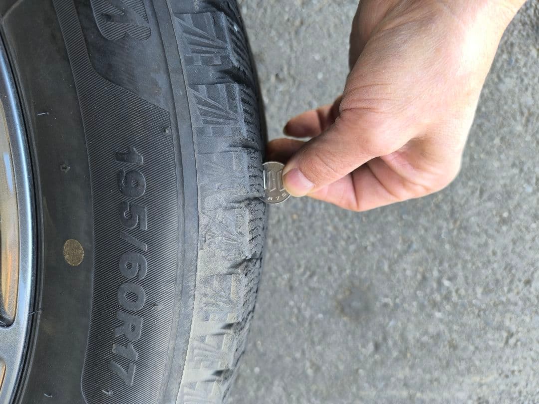 プリウス 60系 スタッドレス 195/60R17 4本セットブリザックVRX3 プリウス 60系 スタッドレス 195/60R17 4本セットブリザックVRX3