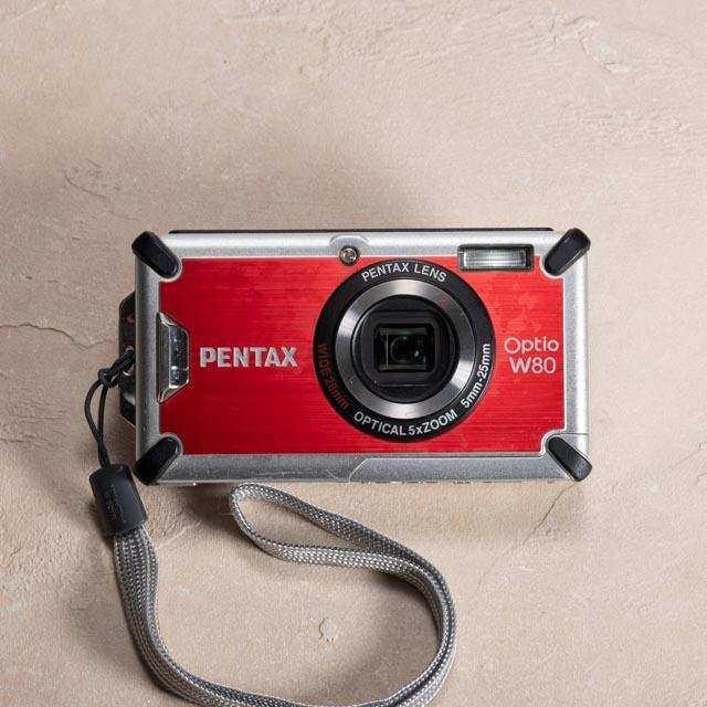 【防水カメラ】PENTAX optio W80 レッド 動作確認済 スマホ転送