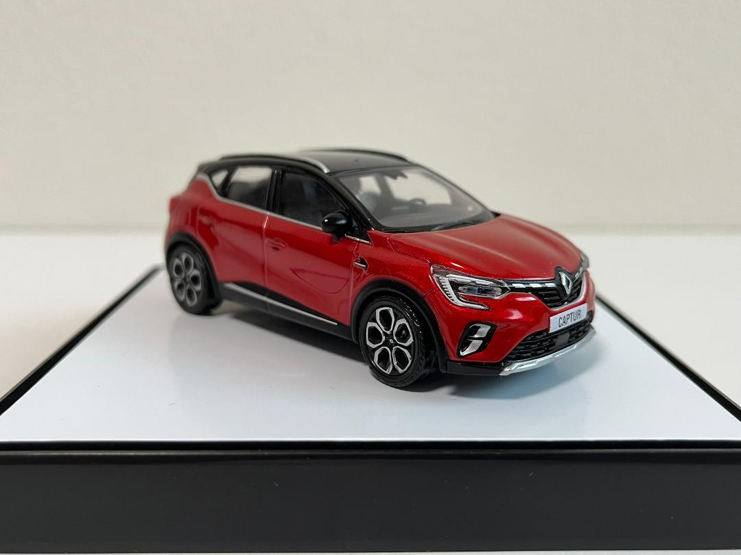 ミニカー ルノーキャプチャー Renault CAPYUR NOREV 1/43