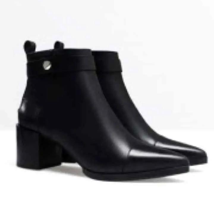 レザーポインテッドトゥショートブーツ - ブラック | ZARA Japan