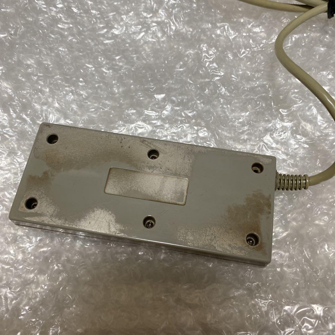 ファミコンテレビ　シャープ　C-1 専用コントローラー　パッド