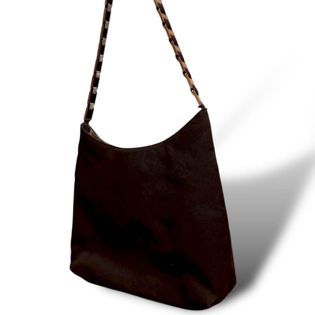 フェラガモ ヴァラ チェーン ショルダーバッグ ブラウン　肩掛け