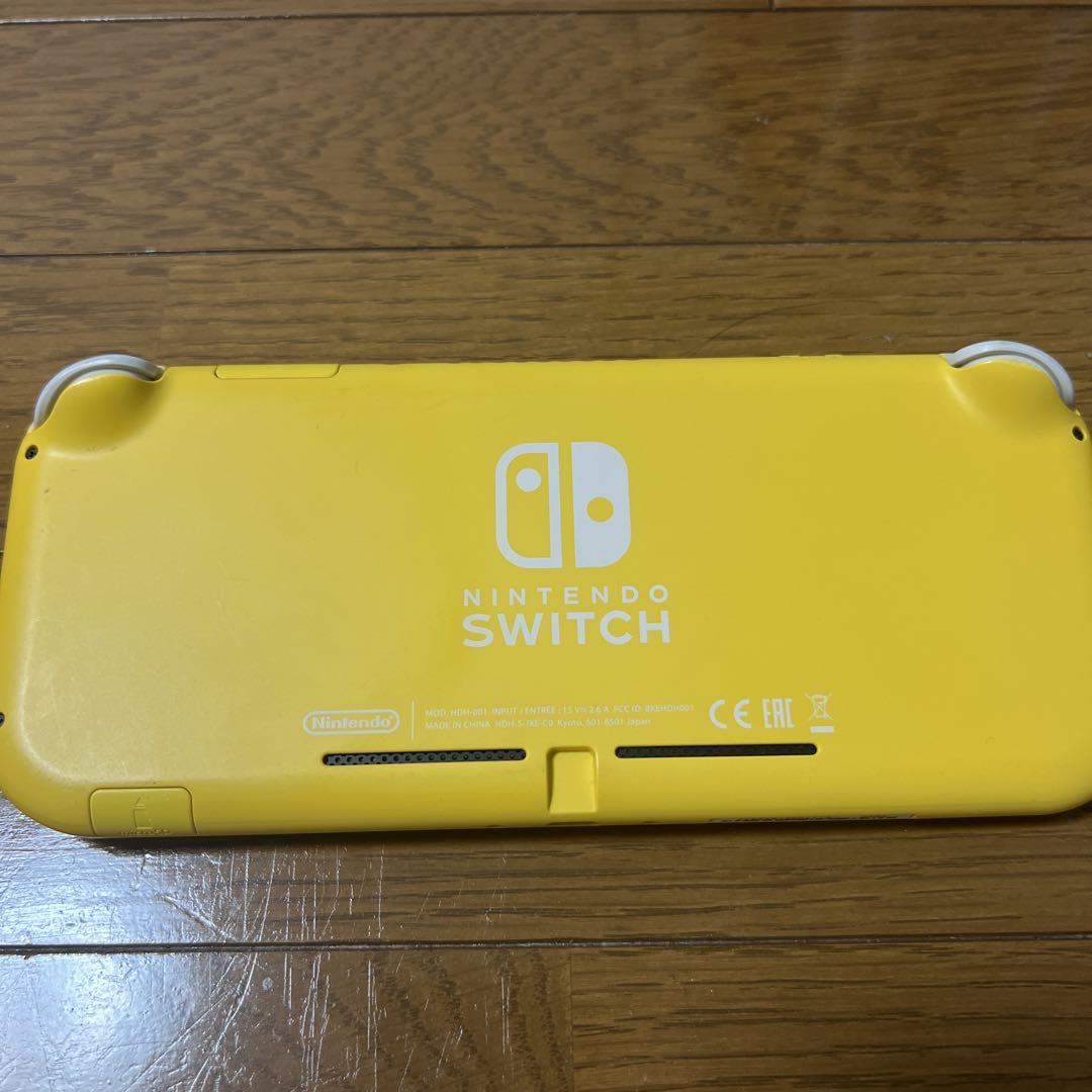 任天堂　Switchライトイエロー