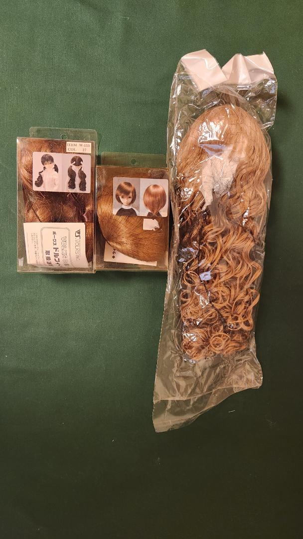 本体セット＋洋服セット3種+ウィッグ3点セット