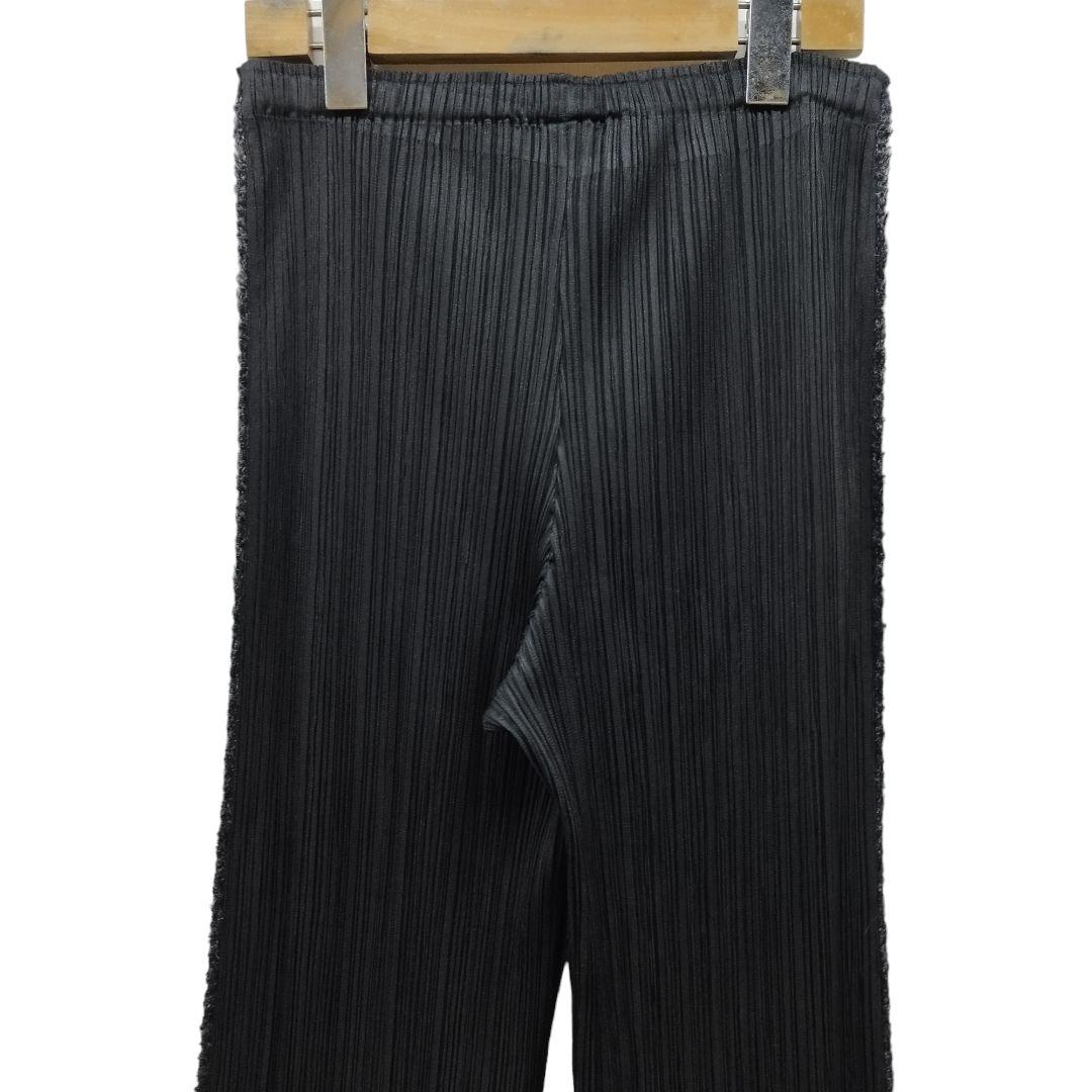 プリーツプリーズ(PLEATS PLEASE)の古着・中古通販｜ブランド買取販売店LIFE – ブランド古着 LIFE