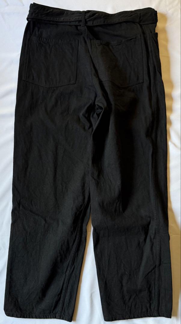 COMOLI 25ss デニム ベルテッド パンツ 黒 2