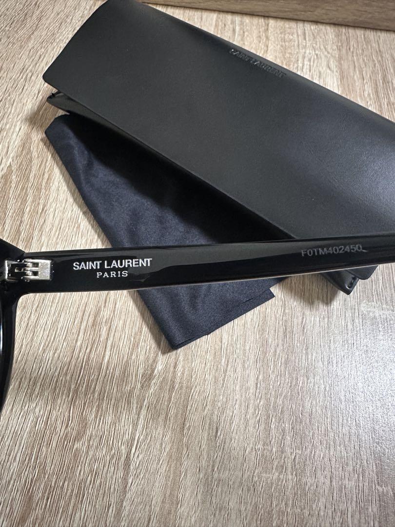 SAINT LAURENT ブラックサングラス