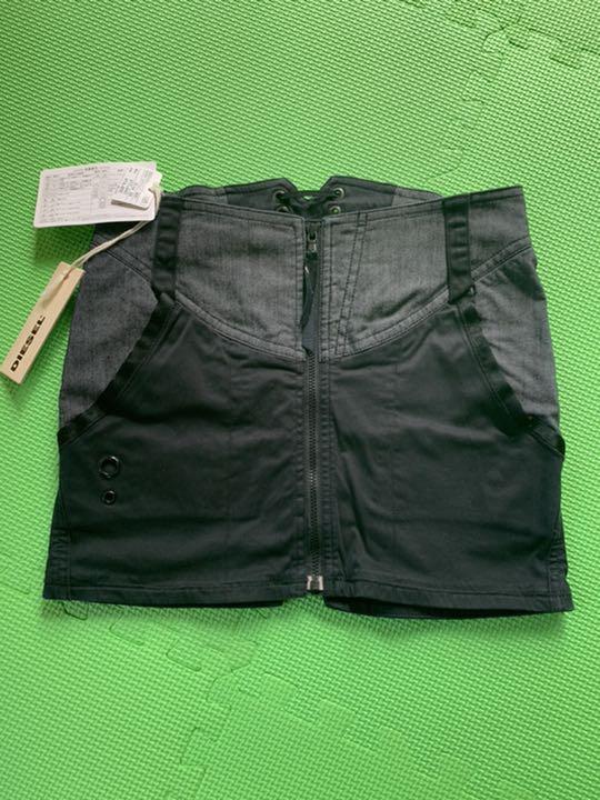ディーゼル　新品タグ付き　スカート